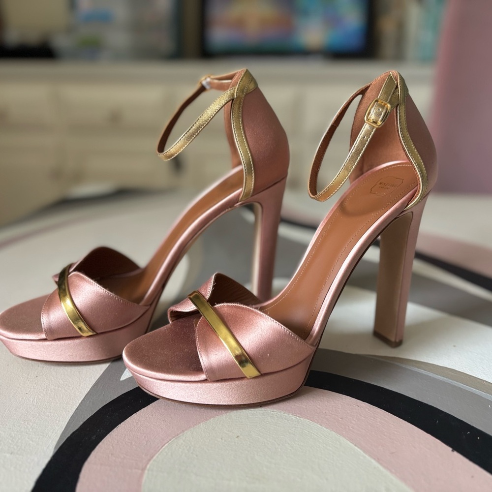 MALONE souliers Pink and Gold satin 4” gorgeous Women's Heels